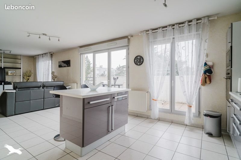 Appartement à vendre, 100m², Décines-Charpieu