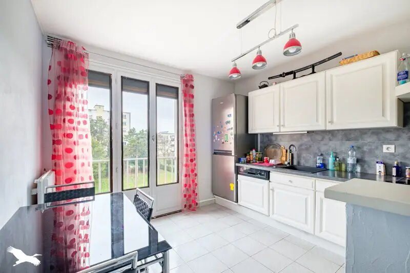 Appartement à vendre, 77m², Décines-Charpieu