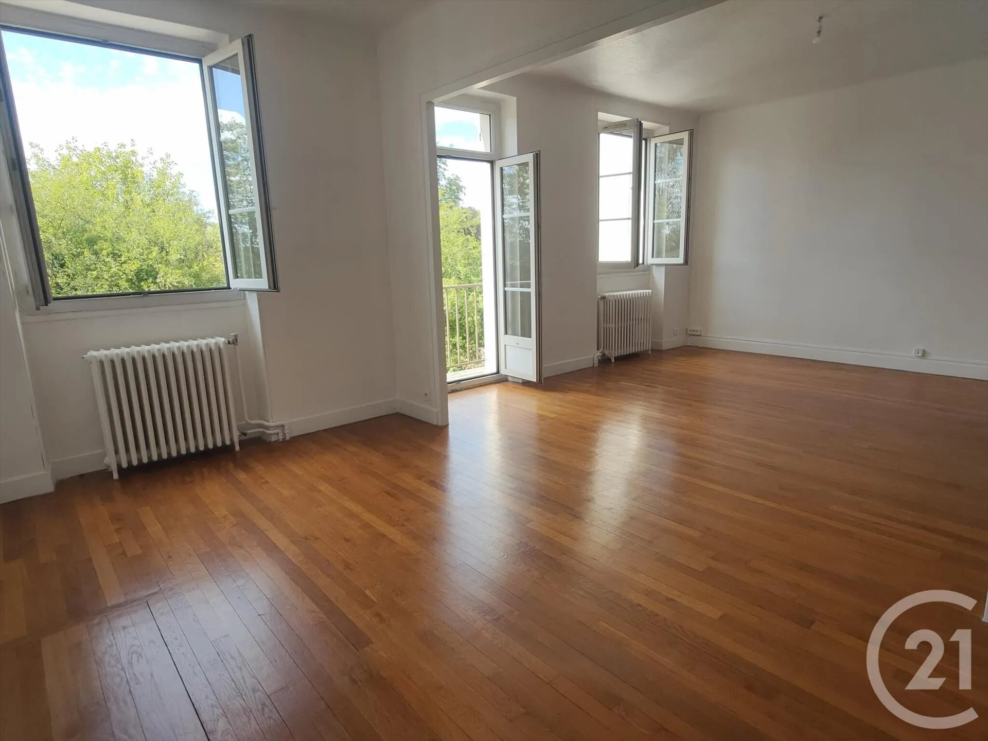 Appartement à louer, 101m², Varennes-Vauzelles