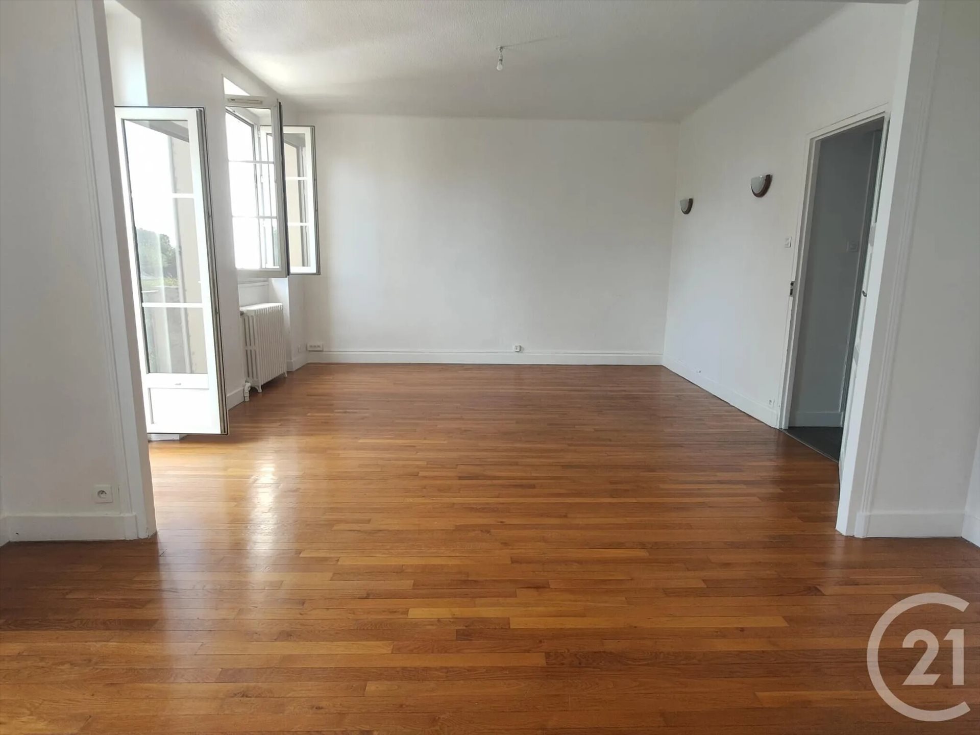 Appartement à louer, 101m², Varennes-Vauzelles