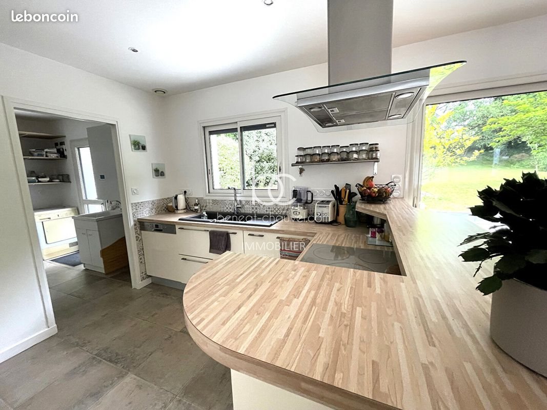 Maison à vendre, 155m², Theix