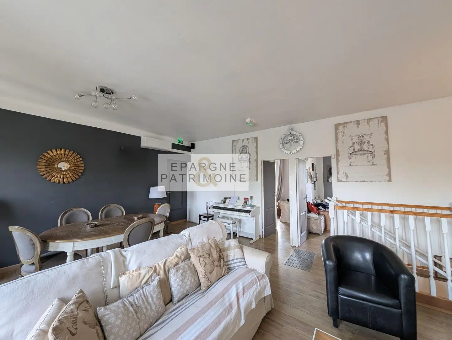 Maison à vendre, 270m², Saint-Laurent-de-Mure
