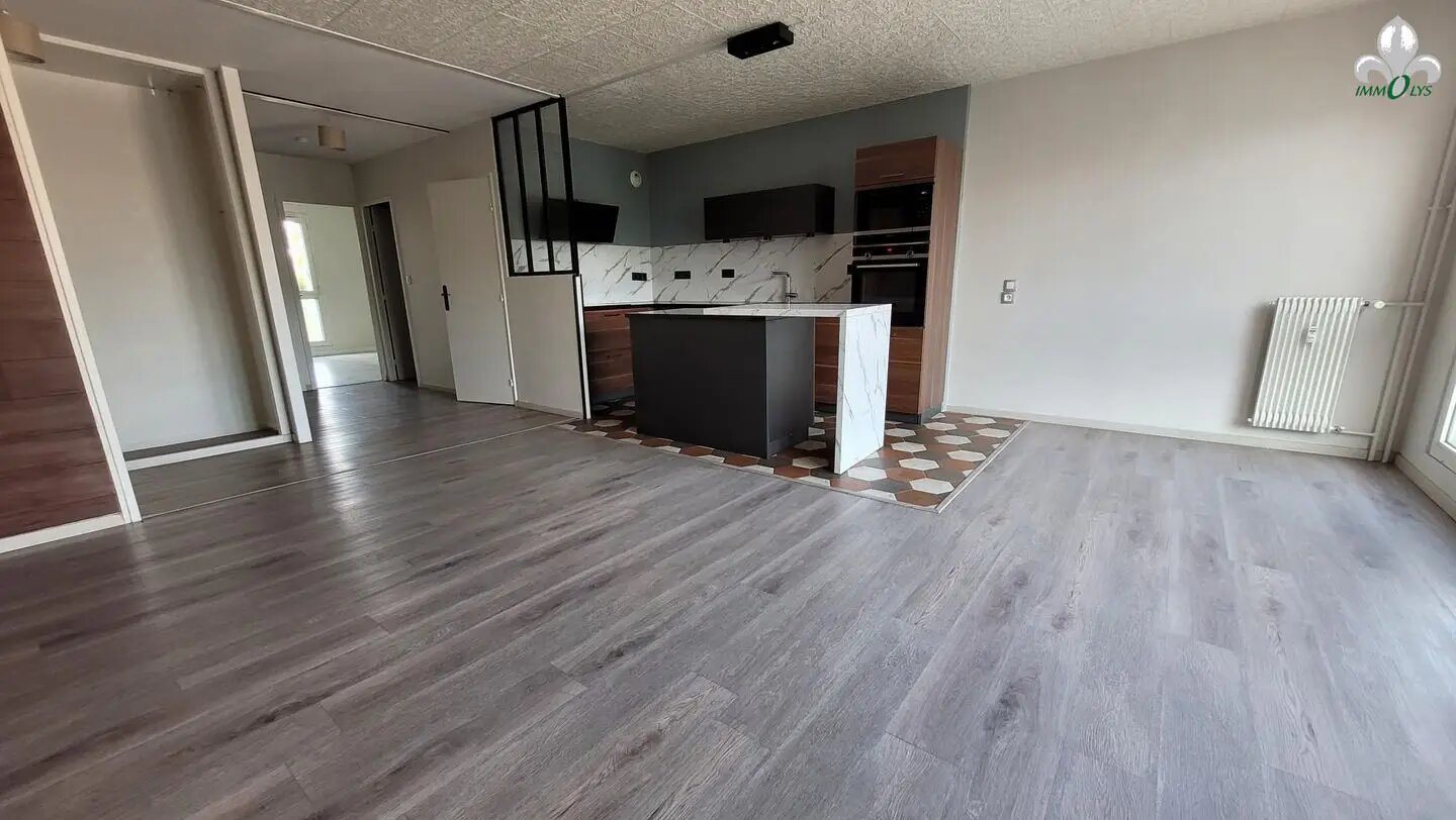 Appartement à louer, 79m², Longvic