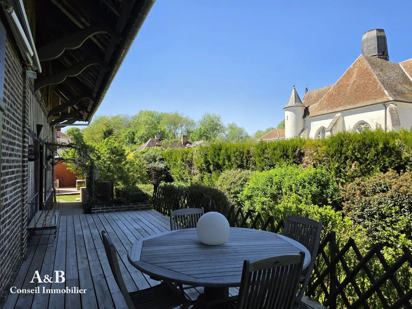 Maison à vendre, 248m², Saint-Léger-près-Troyes