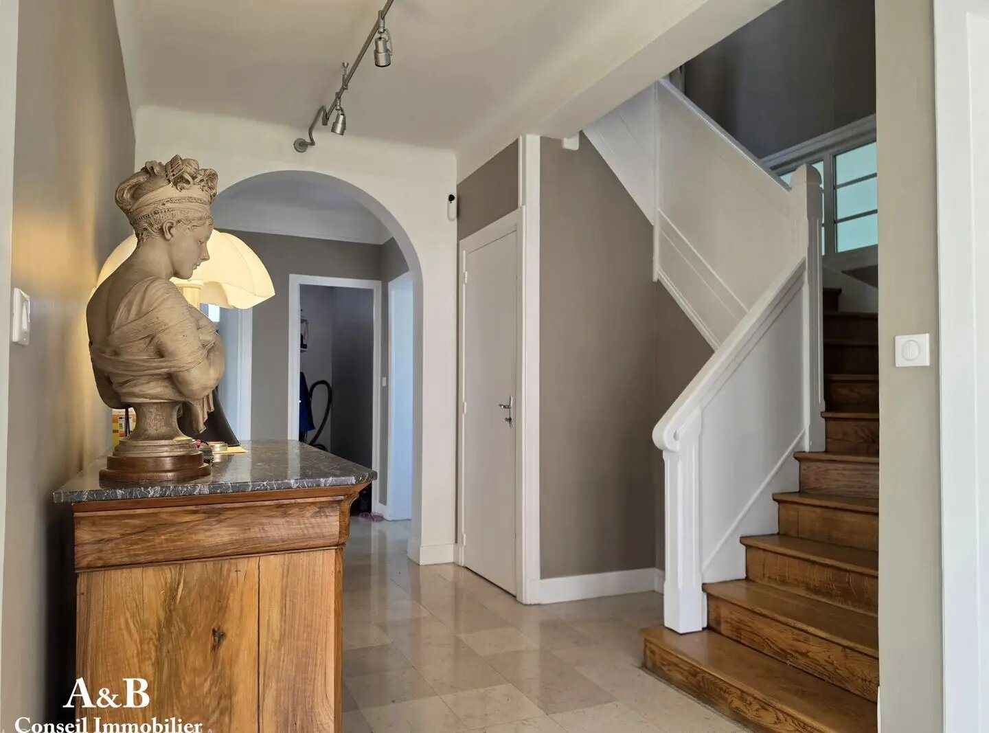 Maison à vendre, 282m², Troyes