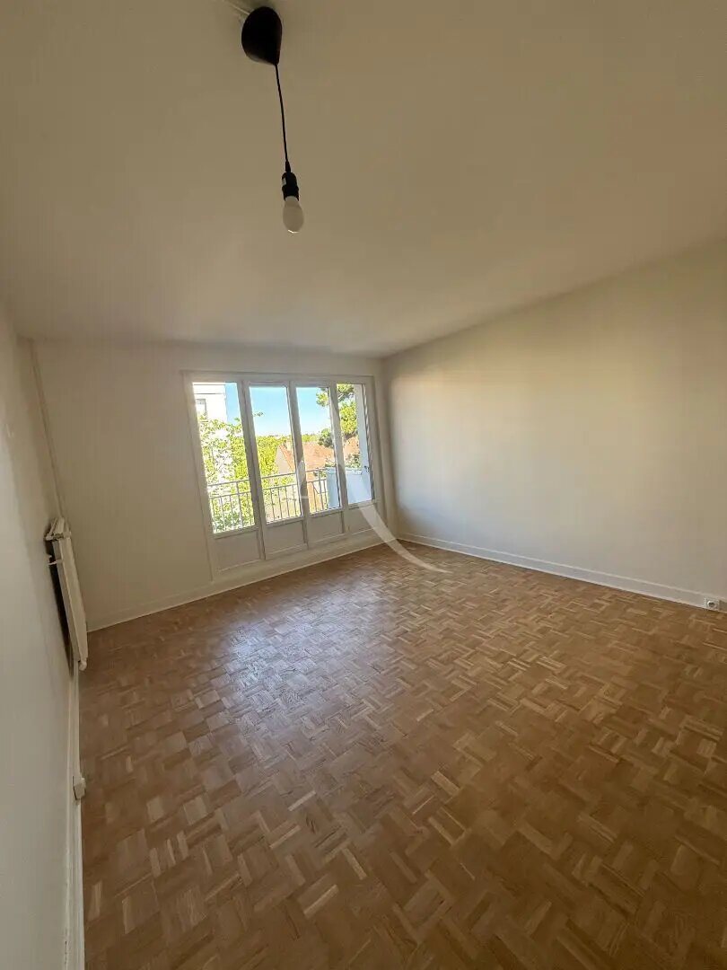 Appartement à louer, 58m², L'Haÿ-les-Roses