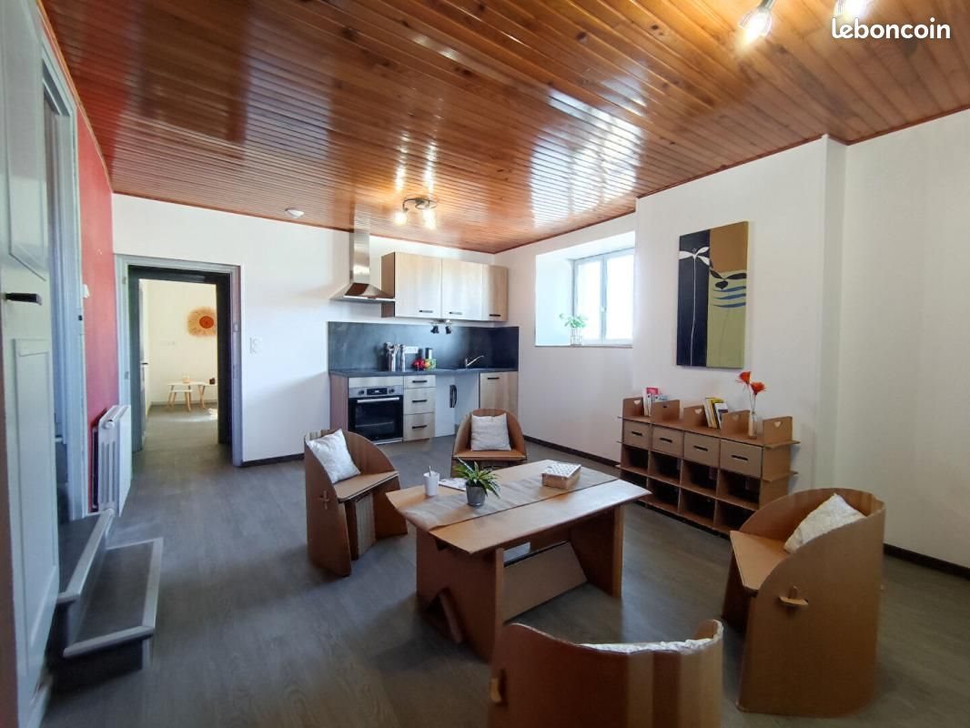 Appartement à louer, 67m², Saint-Flour