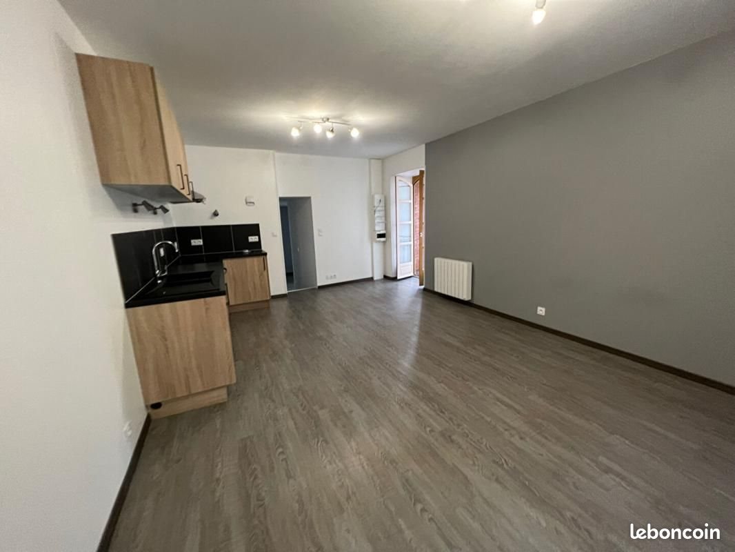 Appartement à louer, 42m², Saint-Flour
