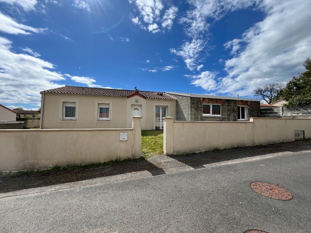Maison à vendre, 71m², Mauléon