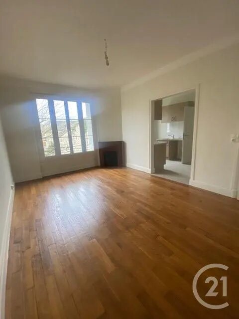 Appartement à louer, 71m², Fontainebleau