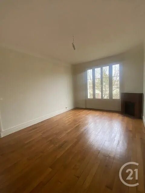 Appartement à louer, 71m², Fontainebleau