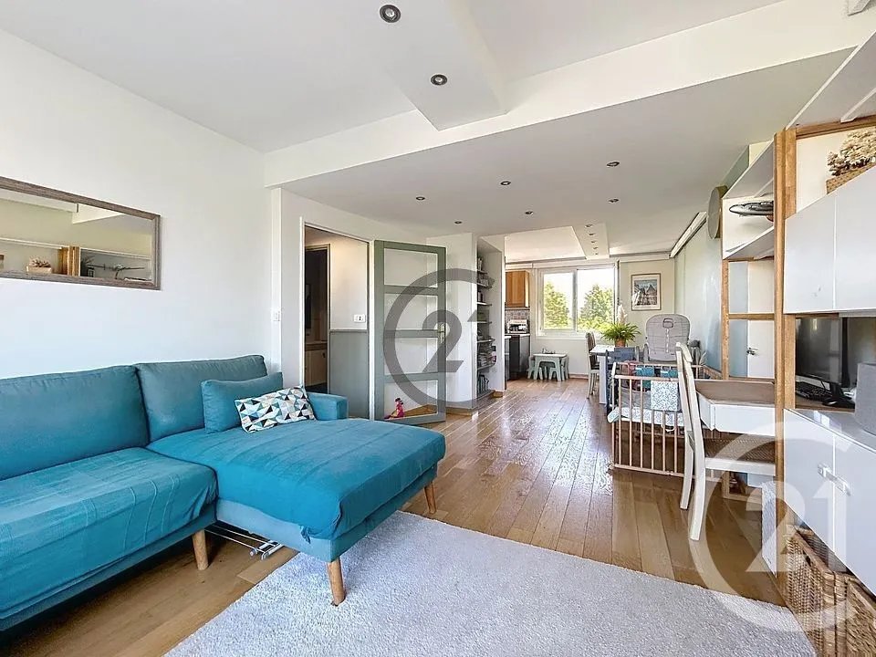 Appartement à louer, 80m², Fontainebleau