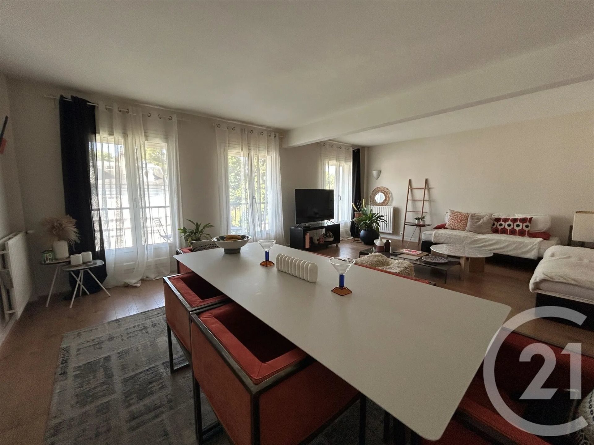 Appartement à louer, 110m², Fontainebleau