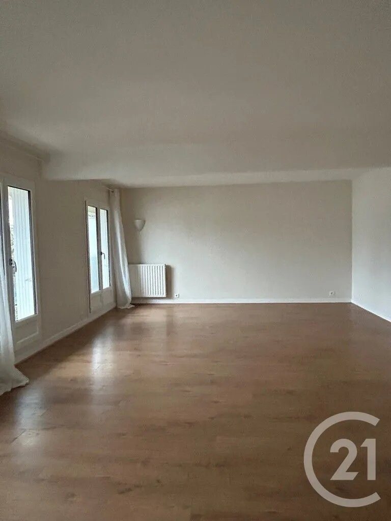 Appartement à louer, 110m², Fontainebleau