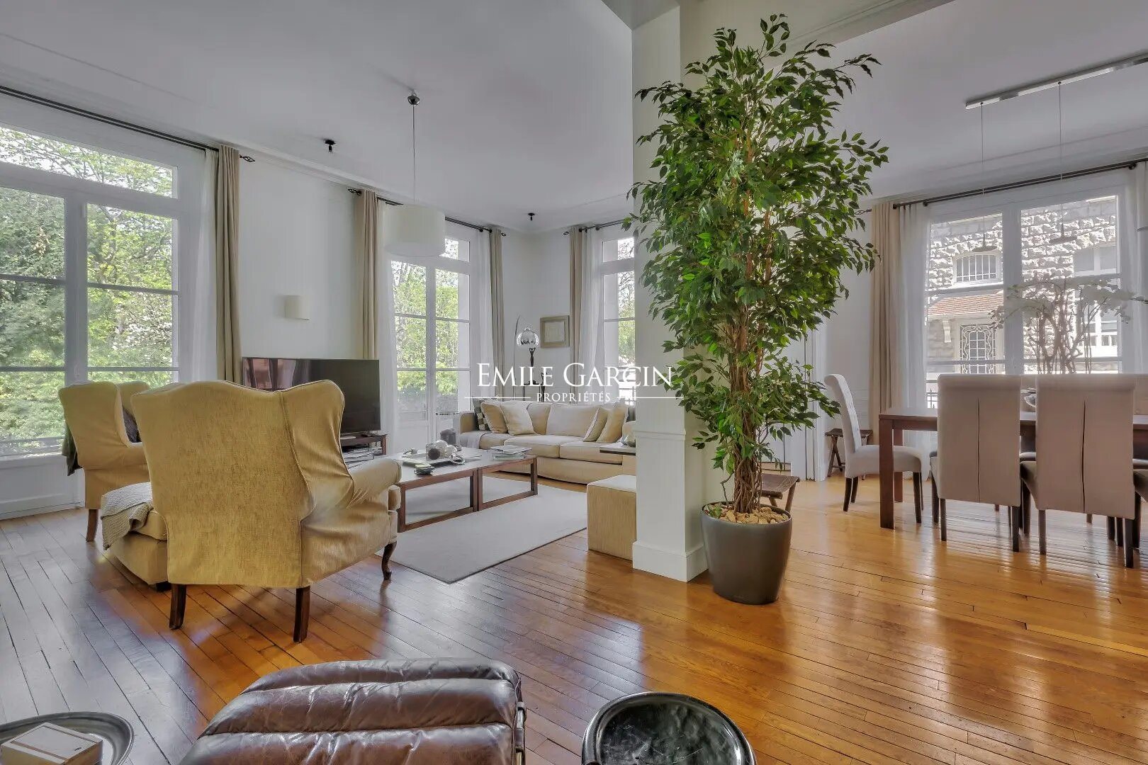 Maison à louer, 280m², Neuilly-sur-Seine