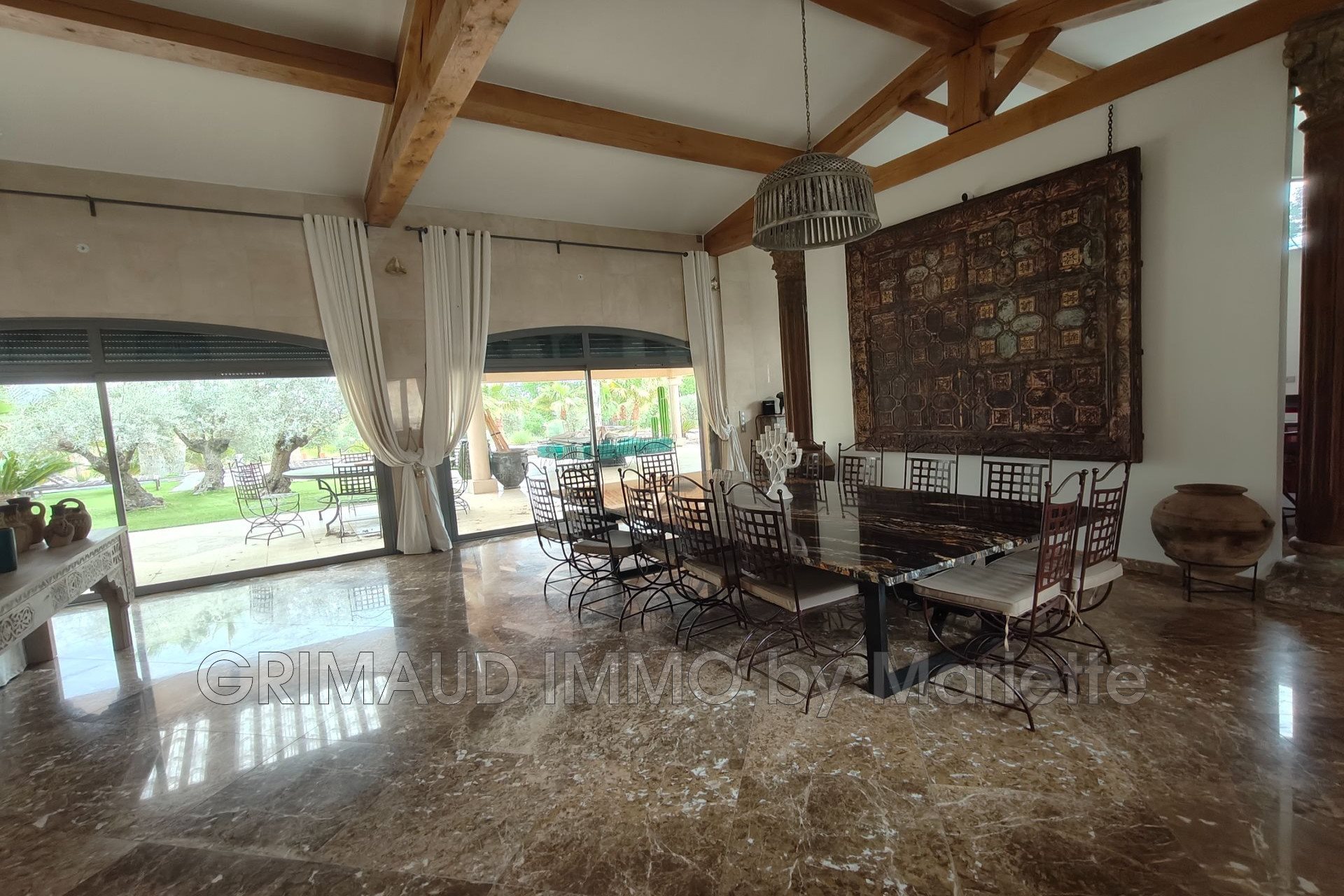 Maison à vendre, 250m², Lorgues