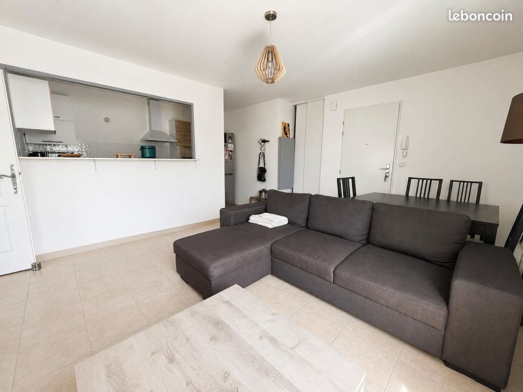 Appartement à louer, 58m², Vergèze