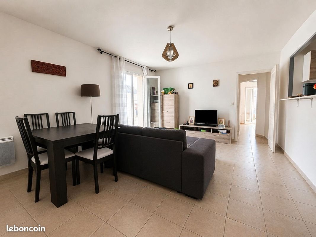 Appartement à louer, 58m², Vergèze