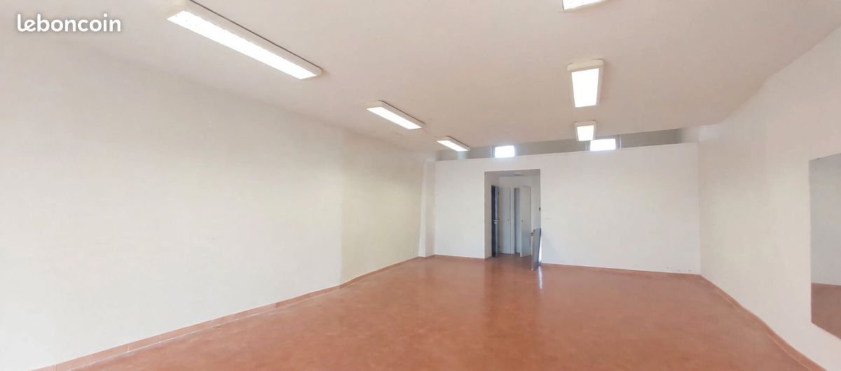 Maison à vendre, 77m², Bernis
