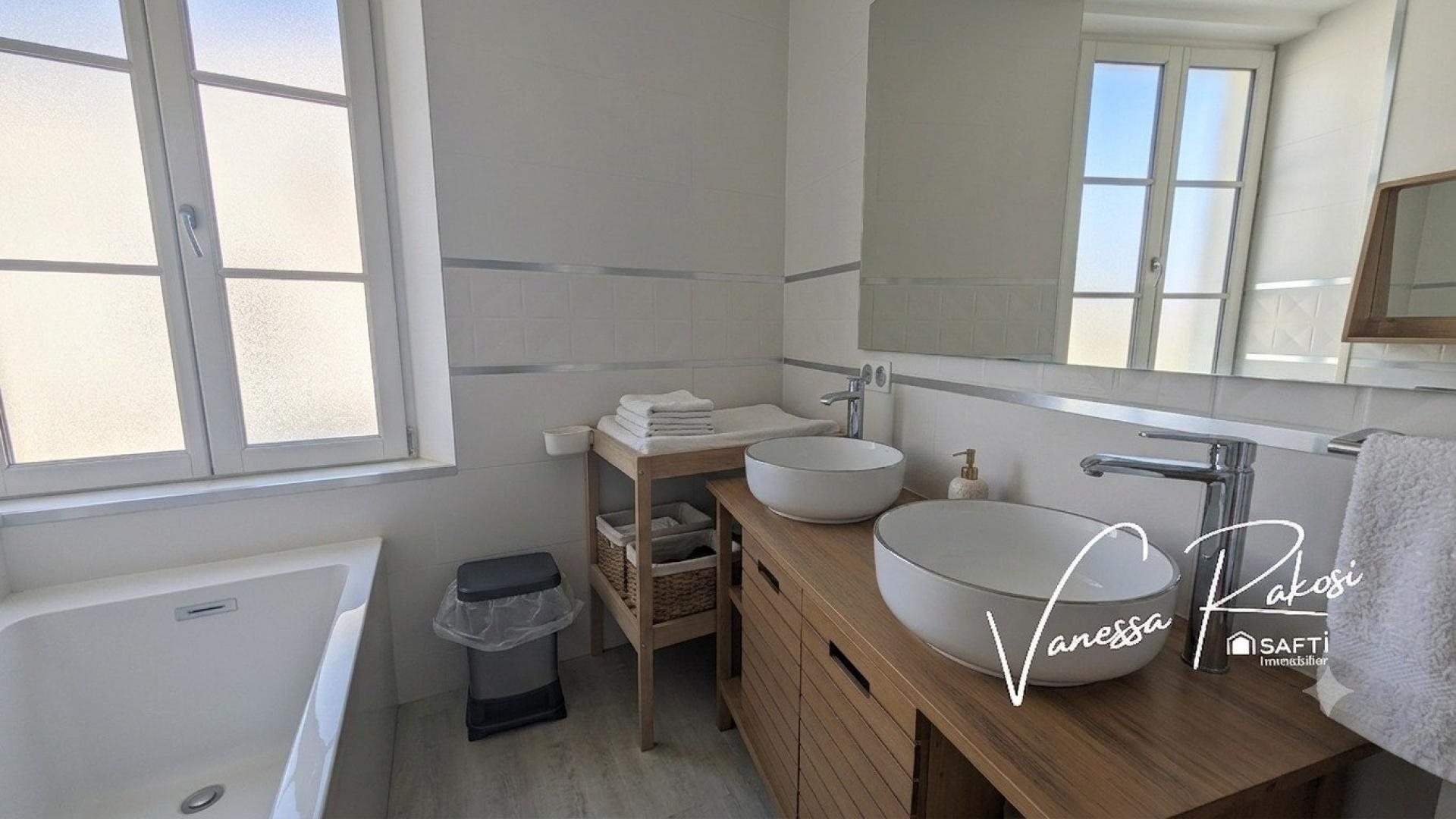 Maison à vendre, 115m², Saintes