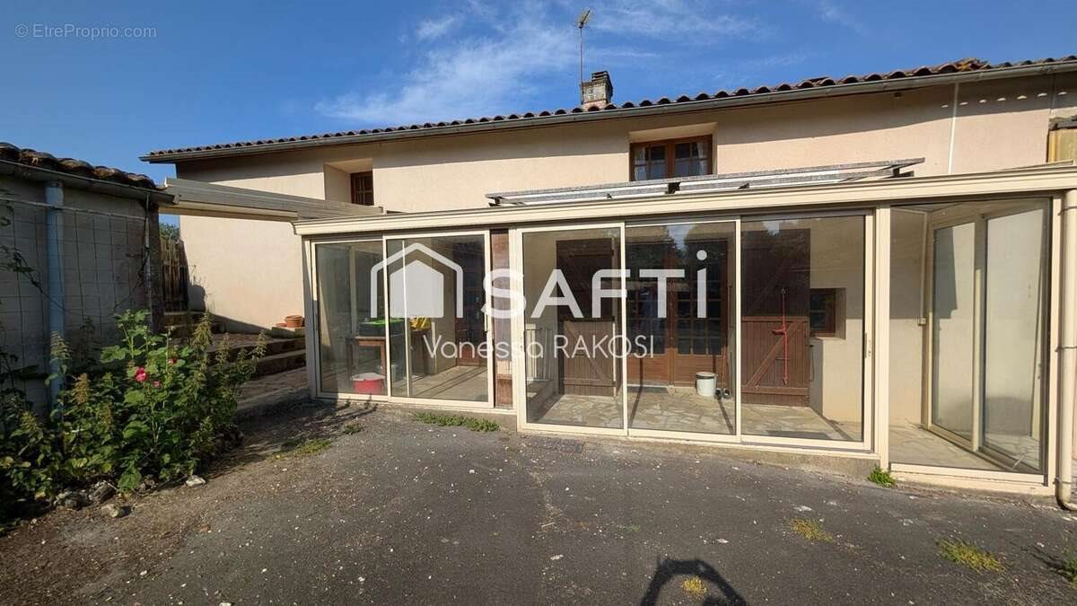 Maison à vendre, 145m², Ternant