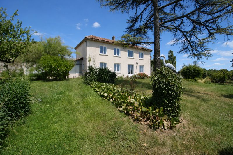 Maison à vendre, 145m², Saint-Jean-de-Côle