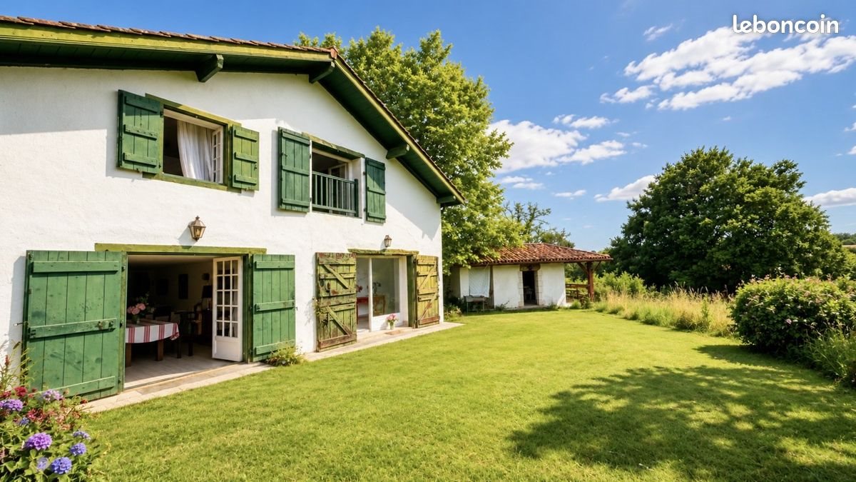 Maison à vendre, 402m², Urt