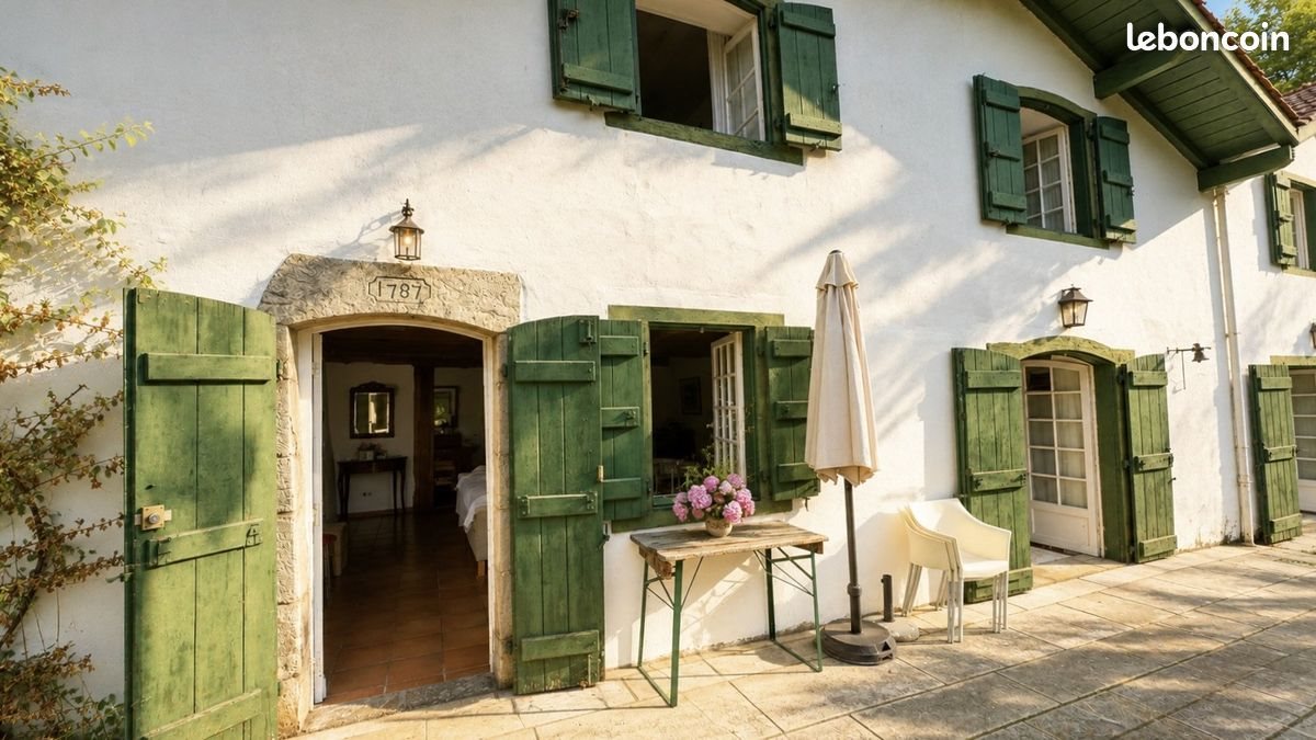 Maison à vendre, 402m², Urt