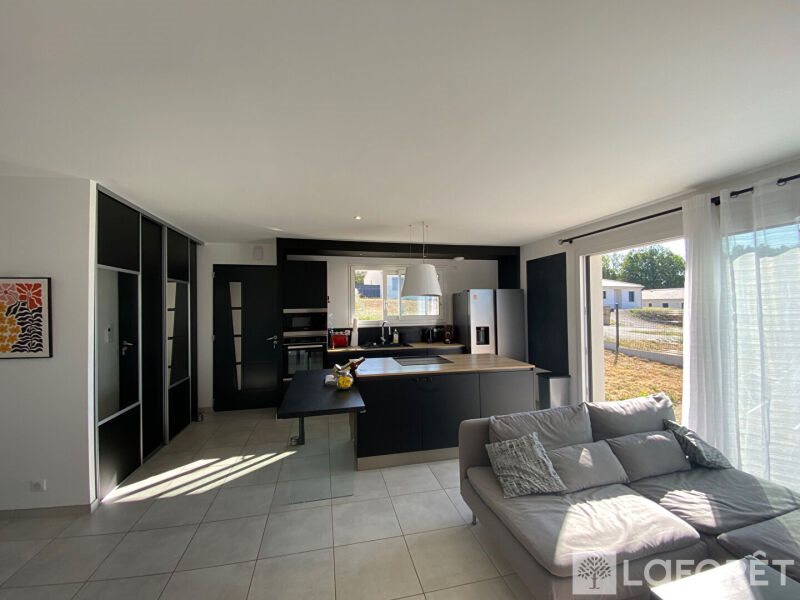 Maison à louer, 86m², Champcevinel