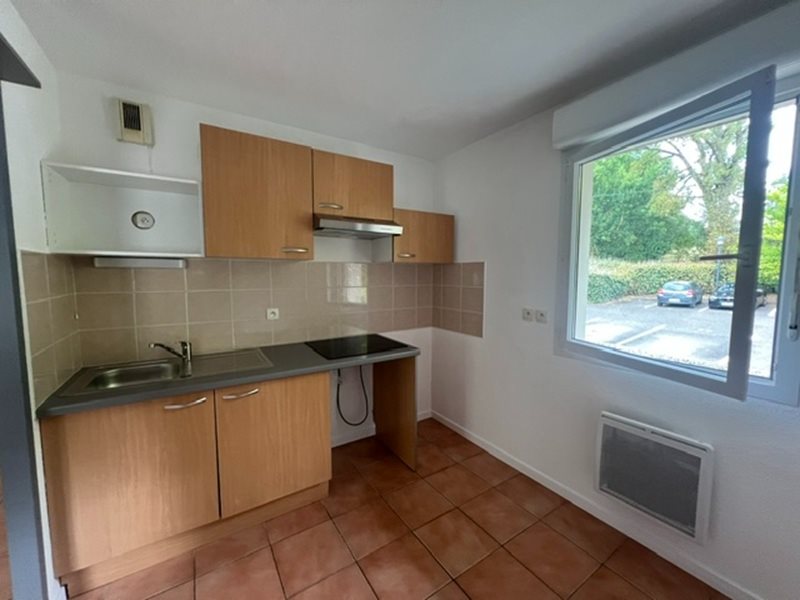 Appartement à louer, 56m², Escassefort