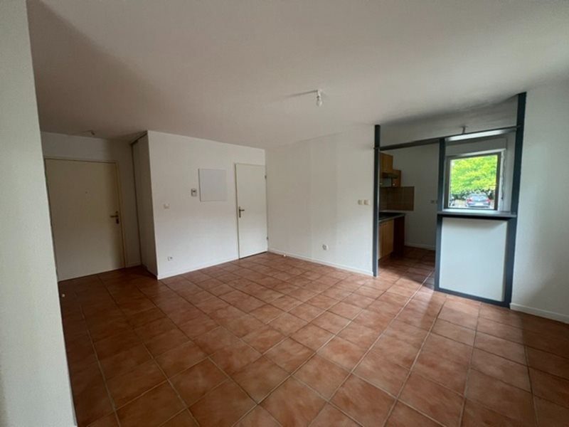 Appartement à louer, 56m², Escassefort