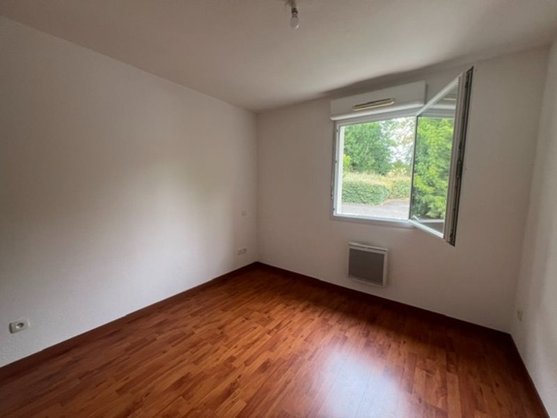 Appartement à louer, 56m², Escassefort