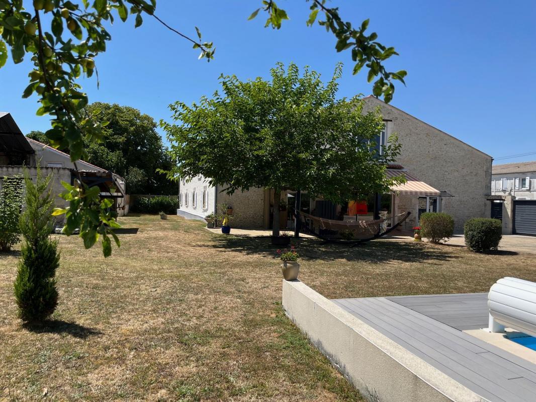 Maison à vendre, 470m², Tonnay-Charente