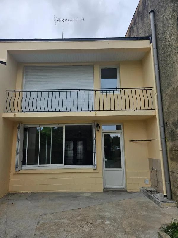 Maison à louer, 86m², Pont-l'Abbé-d'Arnoult