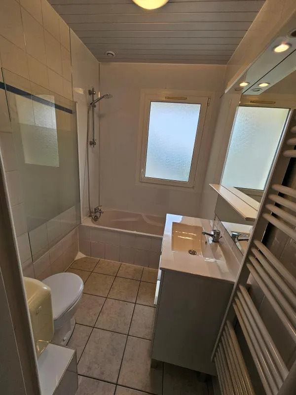 Maison à louer, 86m², Pont-l'Abbé-d'Arnoult