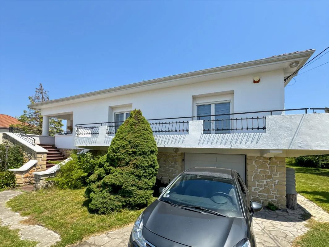 Maison à vendre, 122m², Neuvic