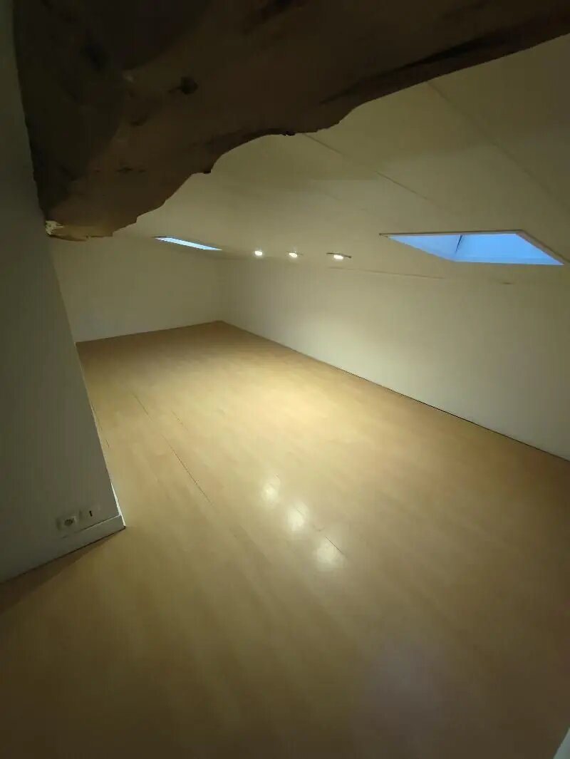 Maison à louer, 139m², Le Tourne