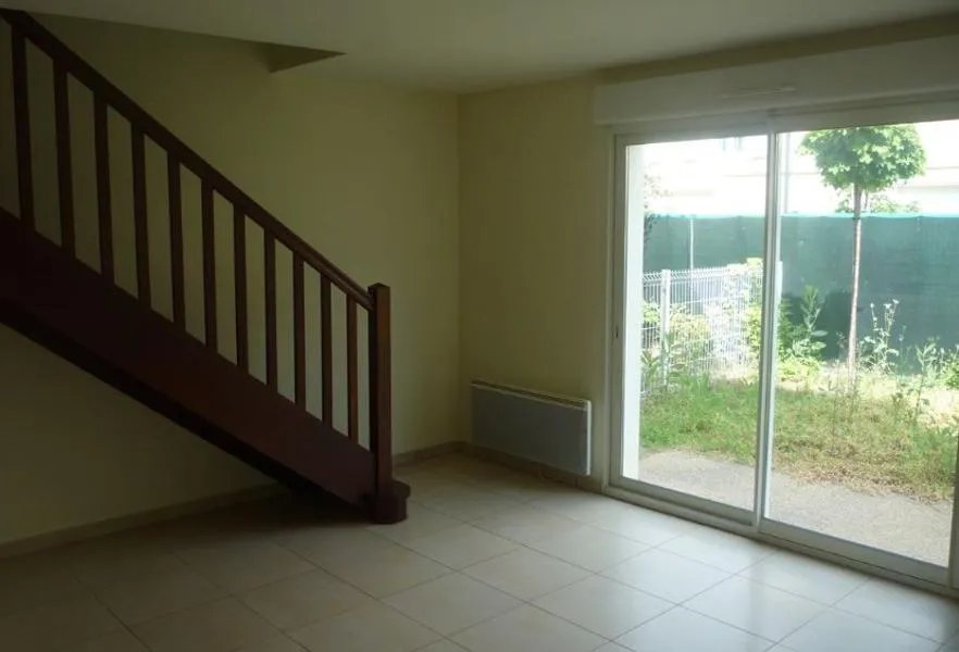 Maison à louer, 68m², Sainte-Terre