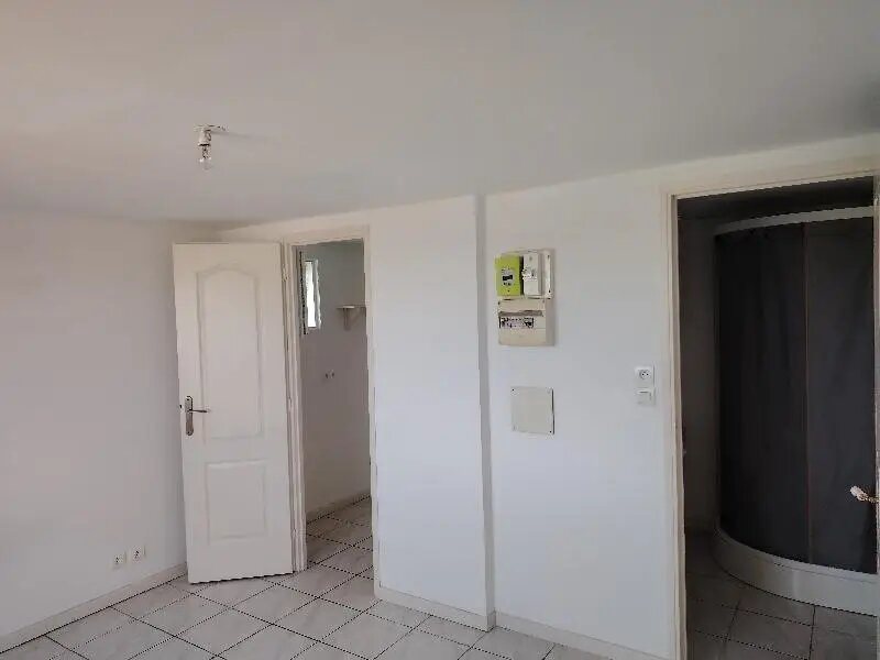 Appartement à louer, 26m², Talence