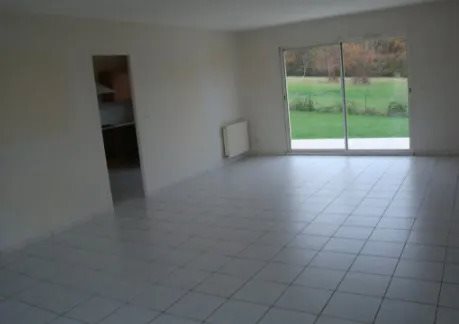 Maison à louer, 125m², Salleboeuf