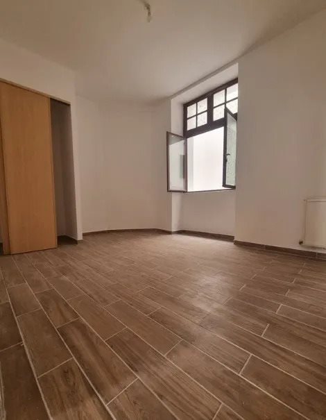 Appartement à louer, 53m², La Réole