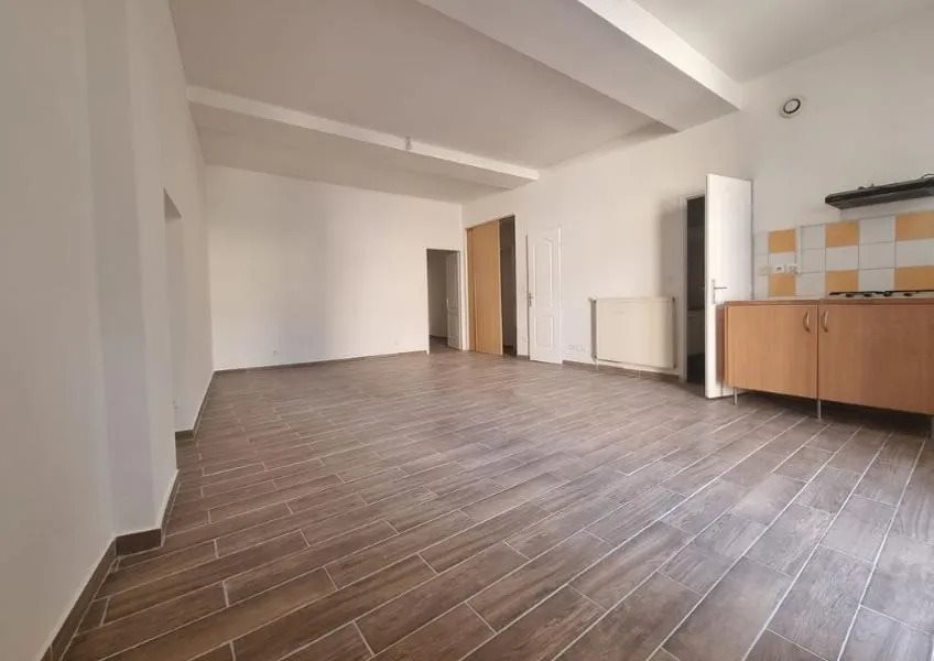 Appartement à louer, 53m², La Réole