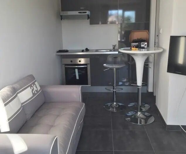 Appartement à louer, 2m², Saint-Jean-d'Illac