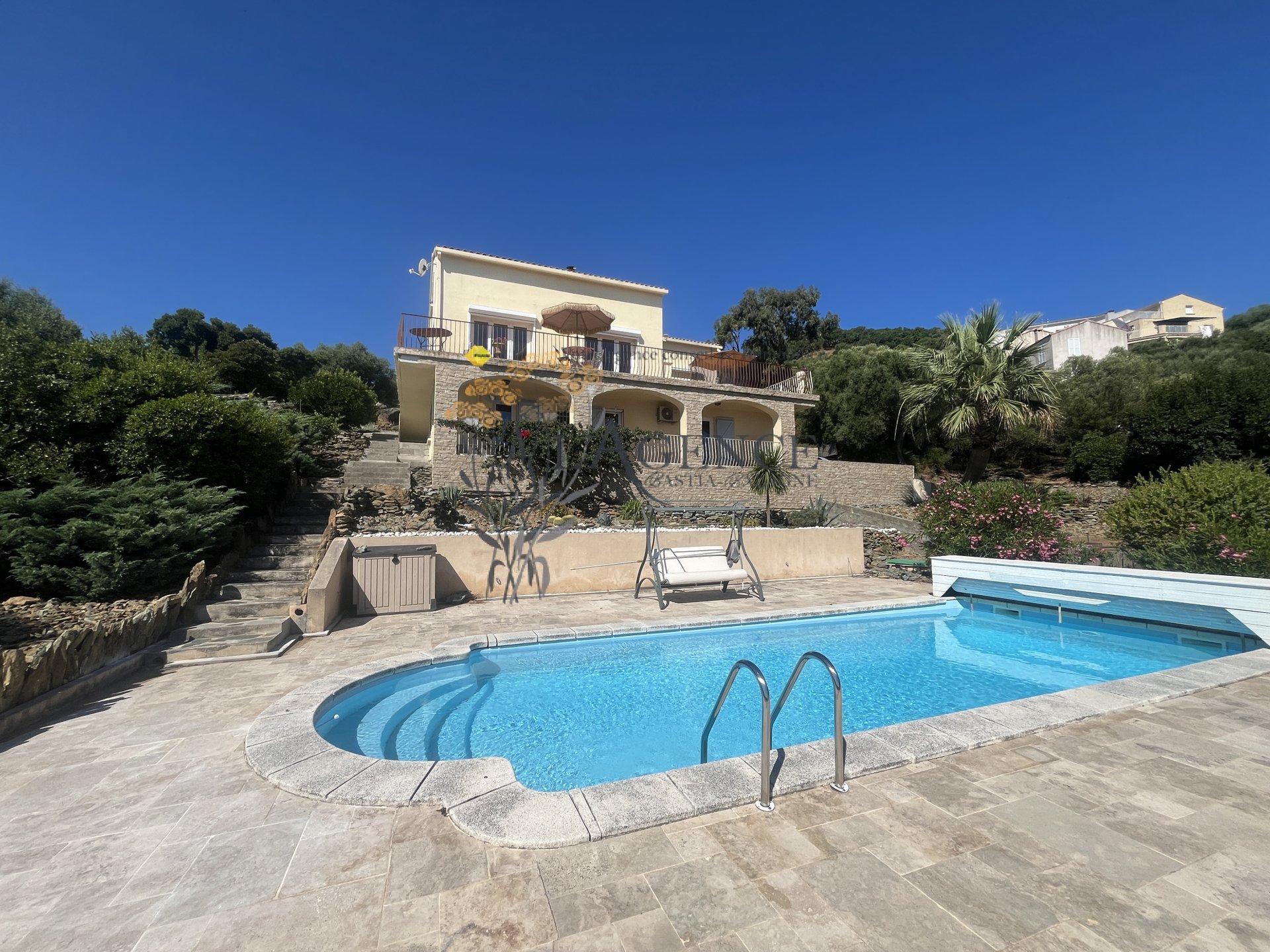 Maison à vendre, 190m², San-Martino-di-Lota