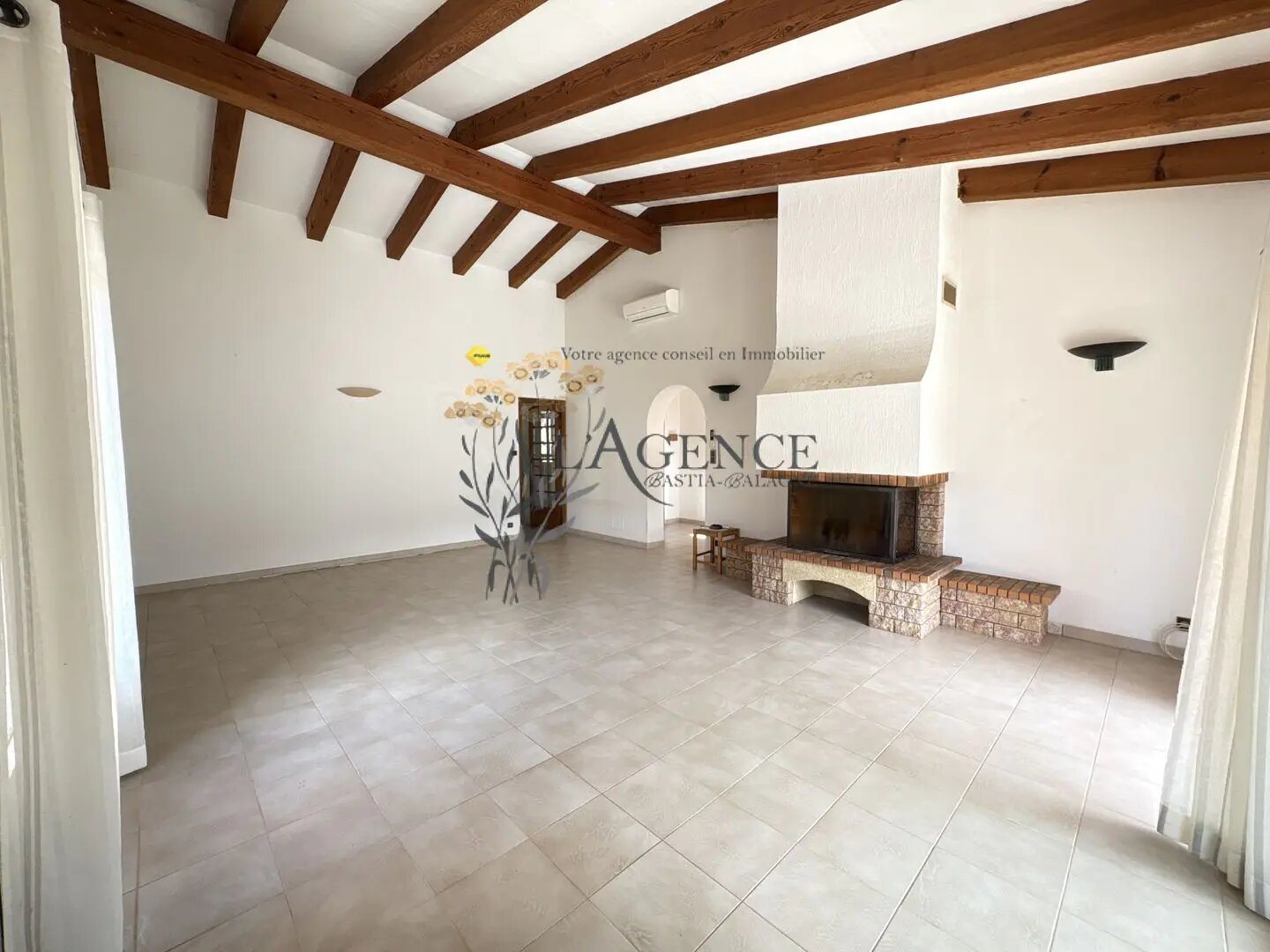 Maison à vendre, 121m², Monticello