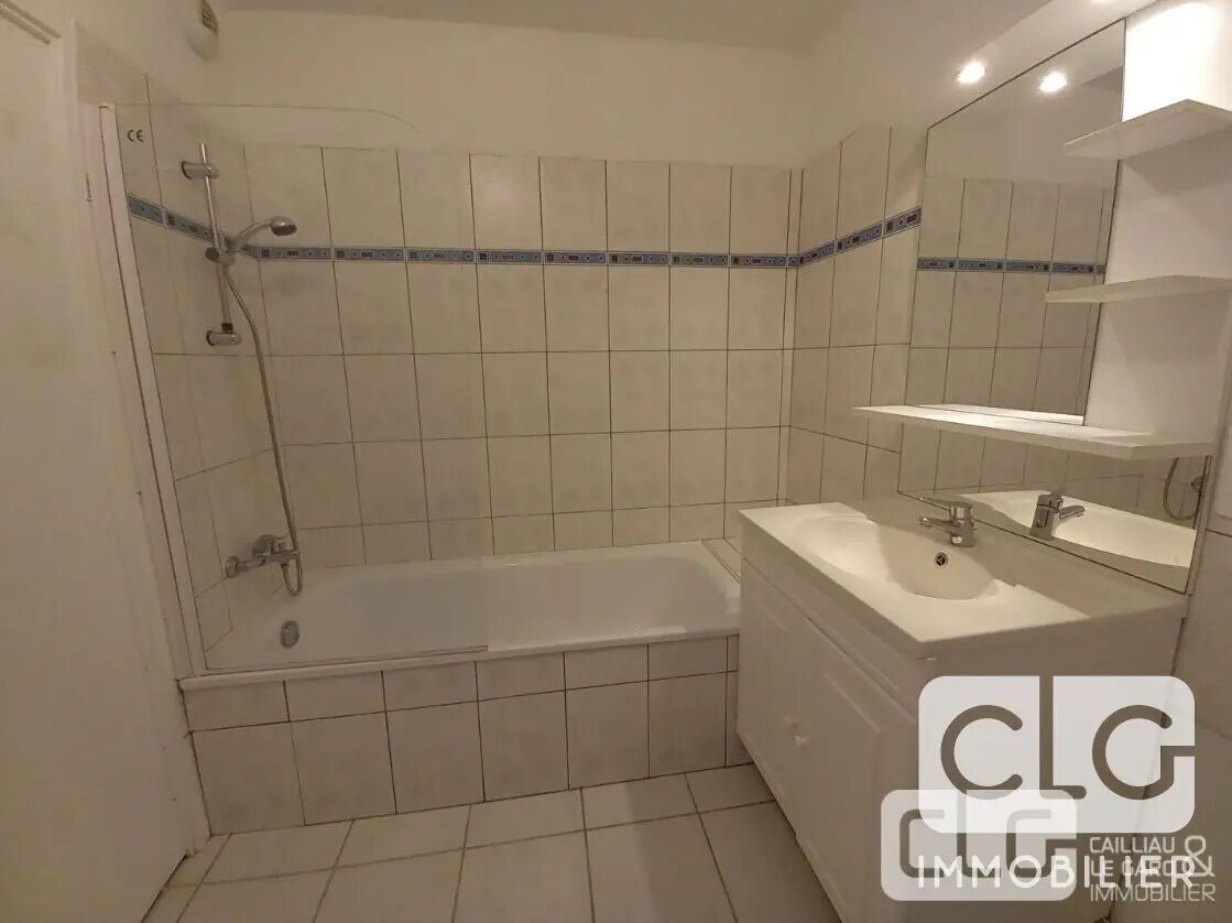 Appartement à louer, 51m², Pleyben