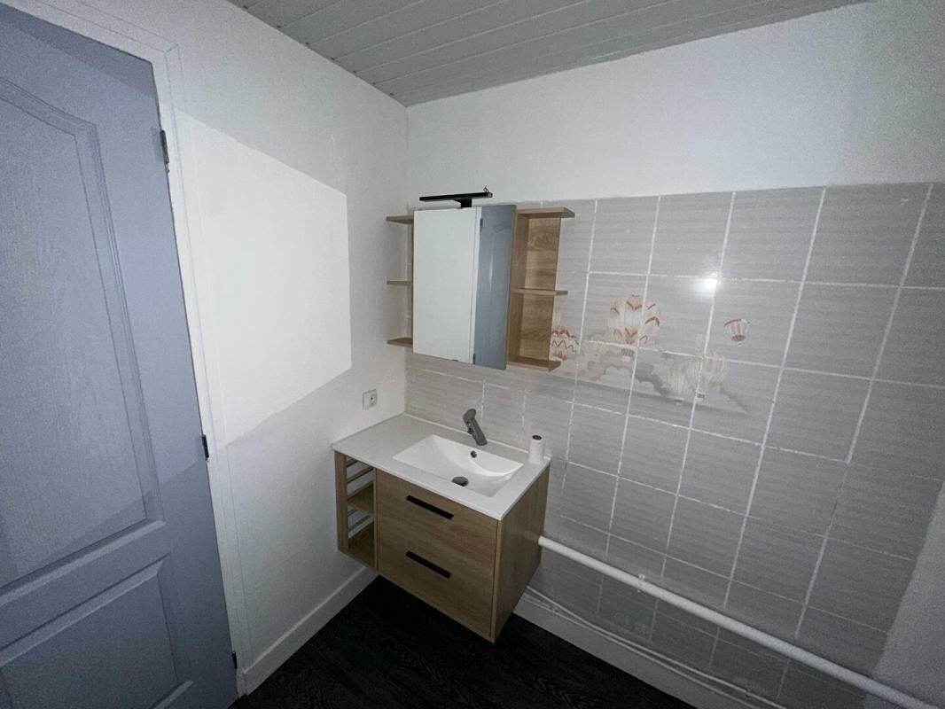 Appartement à louer, 26m², Falaise