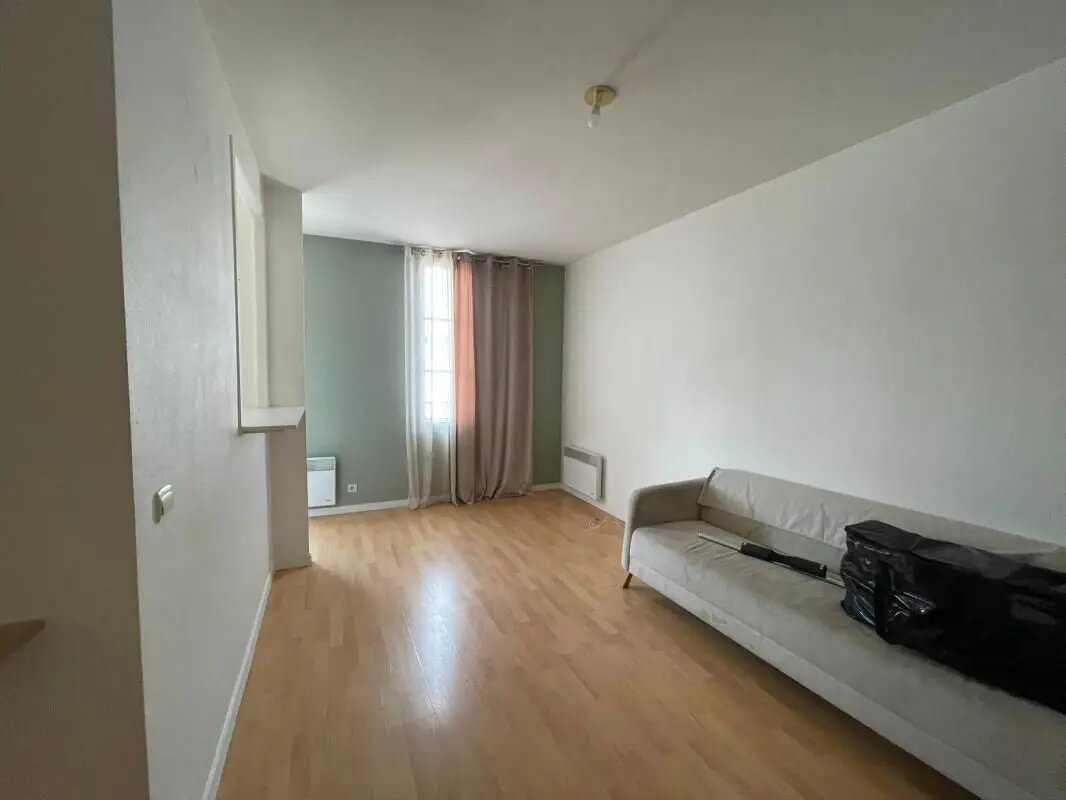 Appartement à louer, 43m², Serris