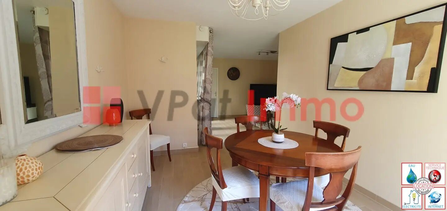 Appartement à louer, 81m², Versailles