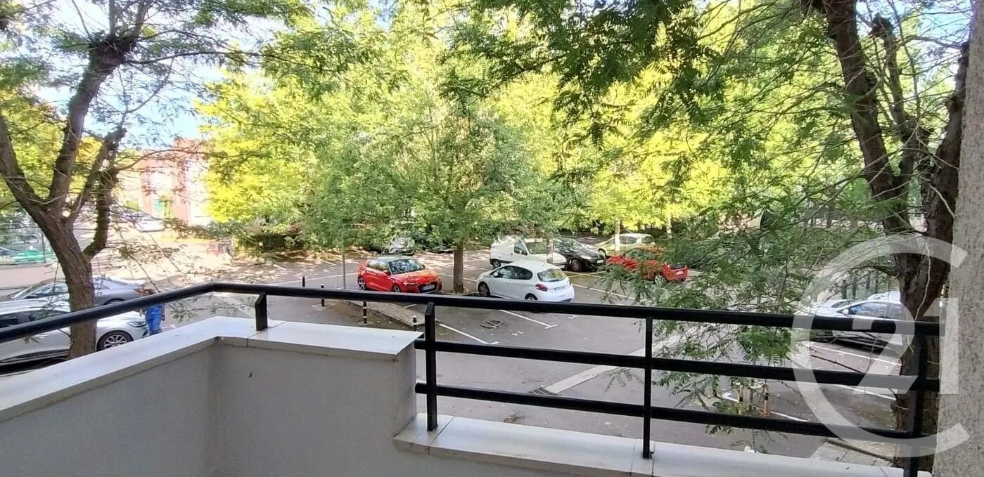Appartement à louer, 27m², Élancourt